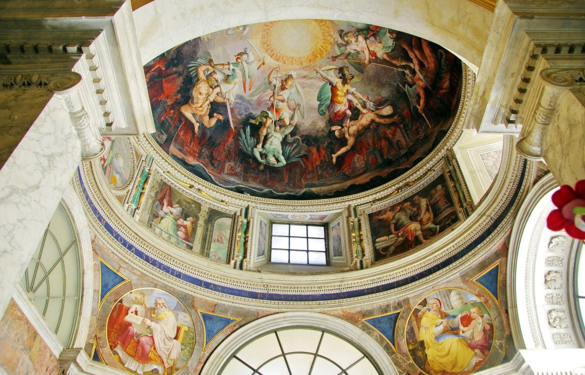 Vatican, Sistine Chapel & St. Peter Walking Tour - around ...